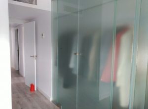 ropero u-glass crist guzman en sevilla