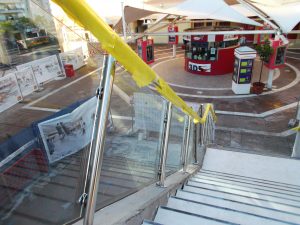 Barandilla de Cristal Centro Comercial Los Arcos - Cristalería y Aluminios Guzmán en Sevilla