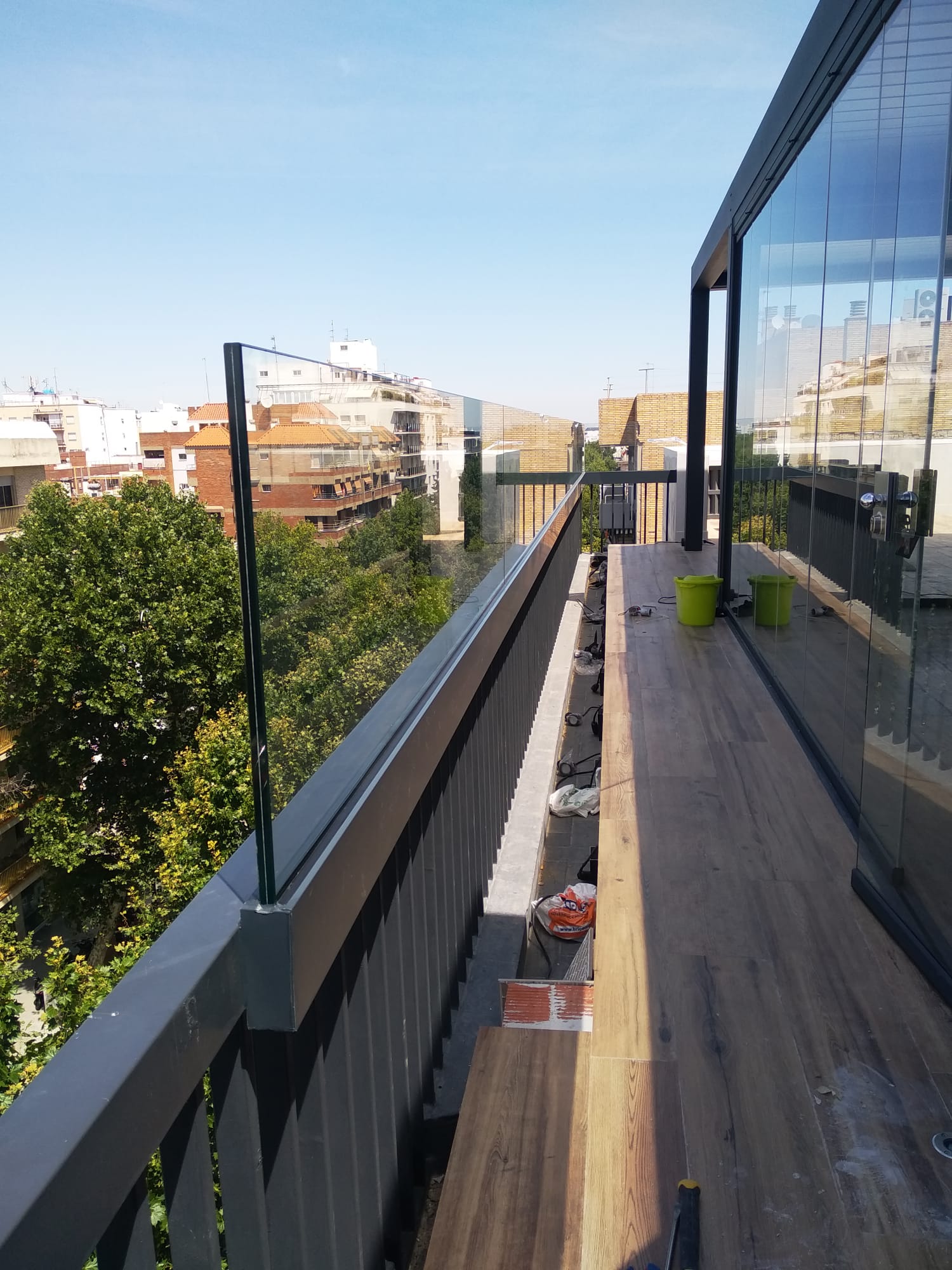 Terrazas, Barandillas y Balcones - Cristalería Y Aluminios Guzmán